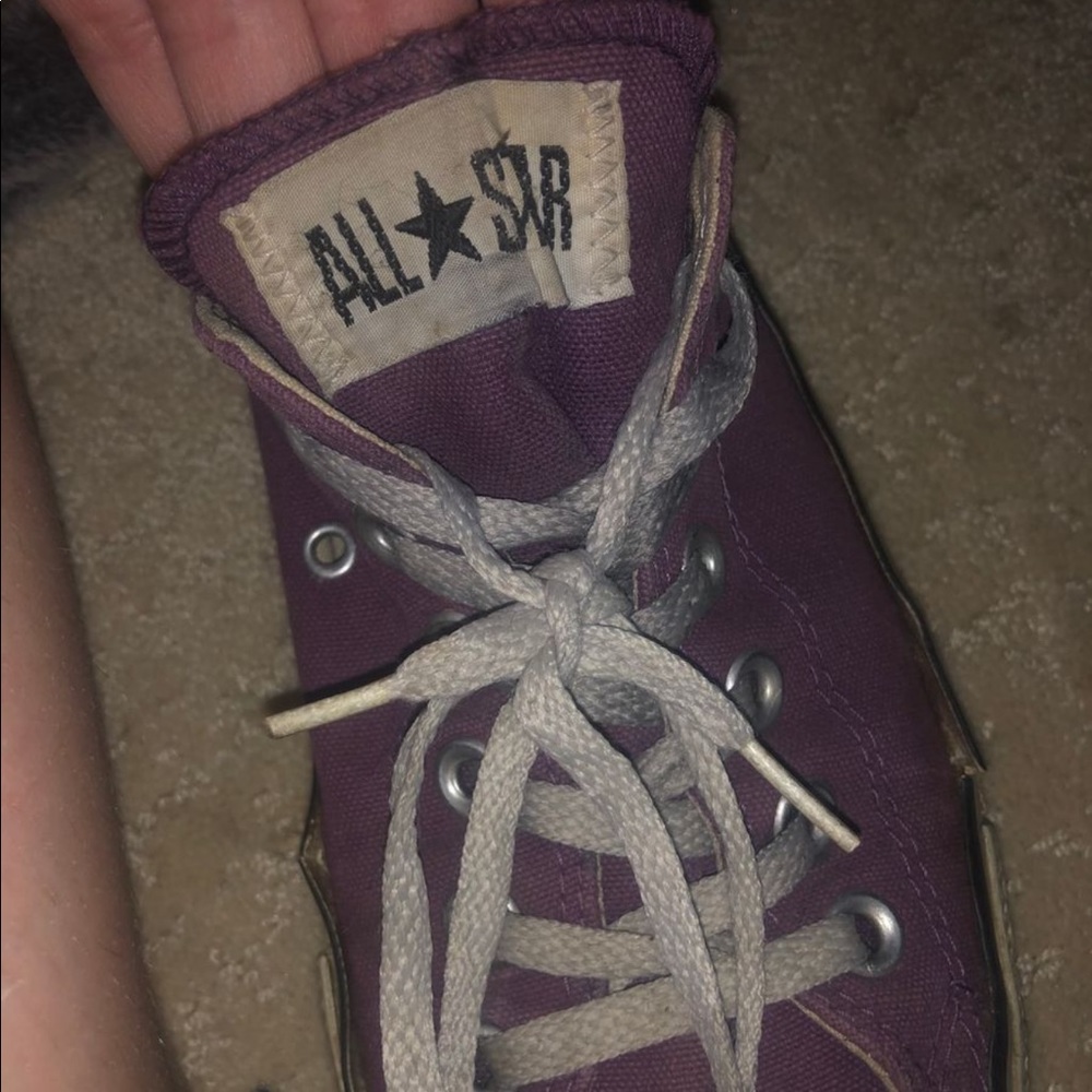 Converse - Picture 3 of 7